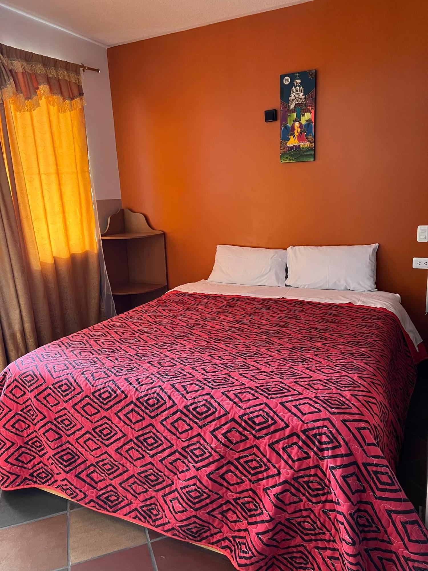Hostal Alpachaca - New Quito Airport タバベラ エクステリア 写真