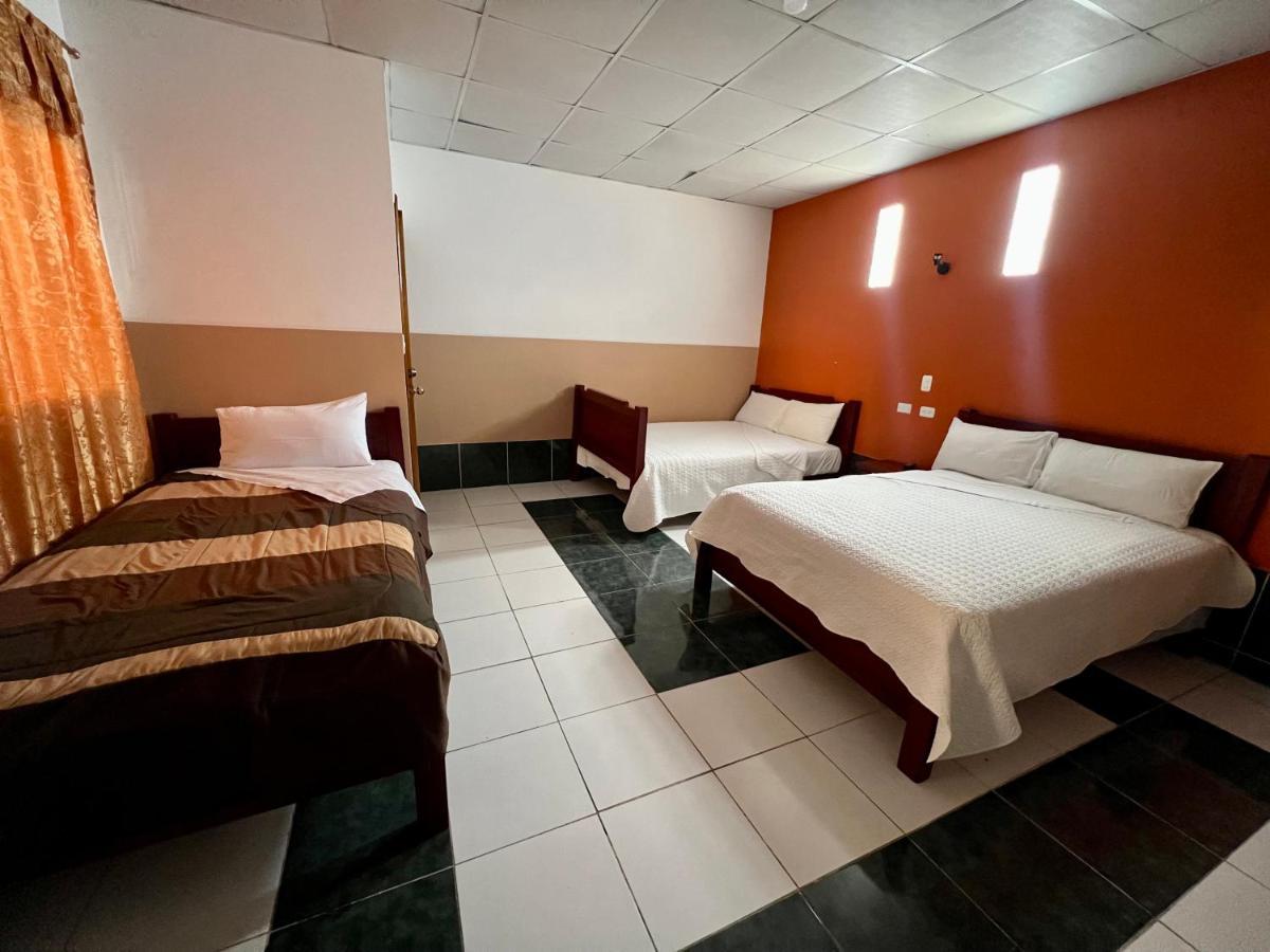 Hostal Alpachaca - New Quito Airport タバベラ エクステリア 写真