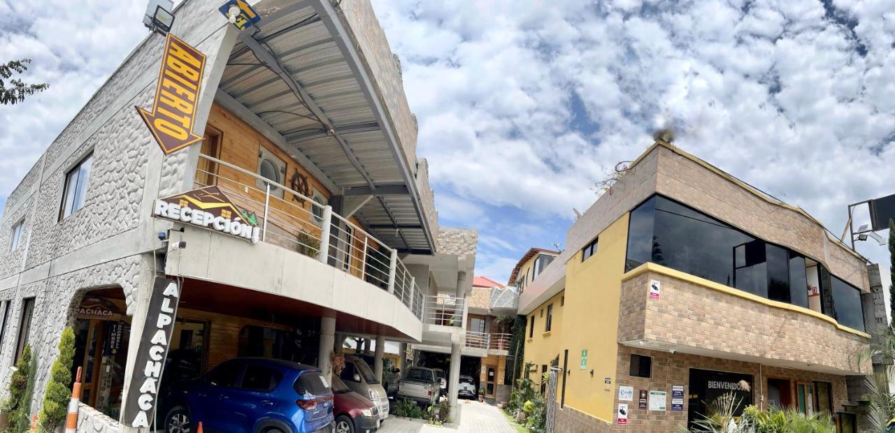 Hostal Alpachaca - New Quito Airport タバベラ エクステリア 写真
