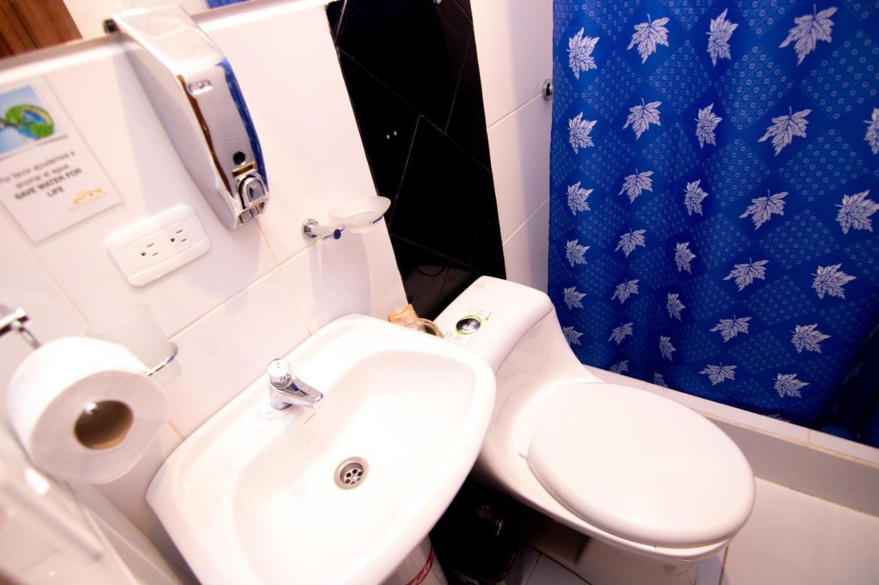 Hostal Alpachaca - New Quito Airport タバベラ エクステリア 写真